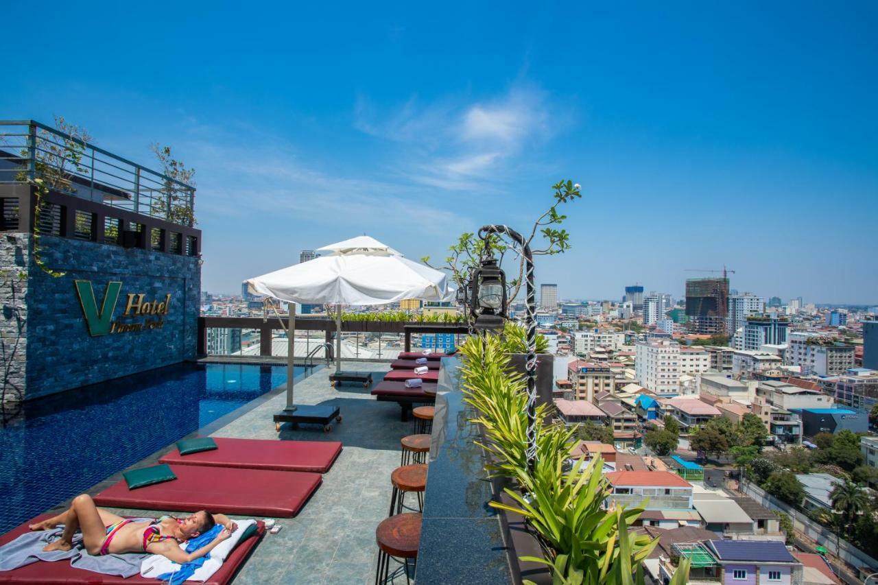 V Hotel Phnom Penh Exterior foto